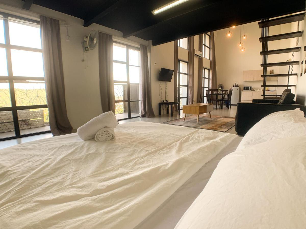Апартаменти Colonial Loft Петалінг-Джая Екстер'єр фото